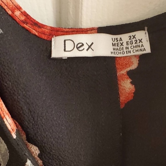 DEX red roses‎ floral cold shoulder tunic plus size 2X NEW!!!! - Picture 4 of 10